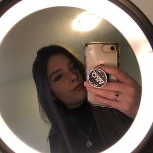 Meet your Posher, Grace